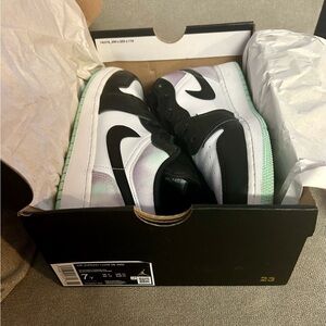 Jordan 1 Low, 7 youth